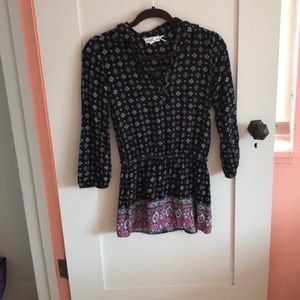 Black, blue, white, and pink kids dress.